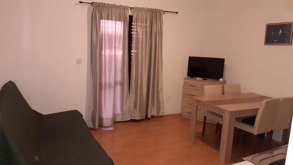 Apartmani Lovre פוסדריה מראה חיצוני תמונה